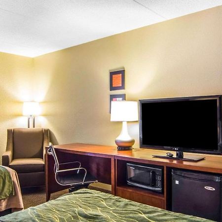 Mulberry Inn Newport News Ngoại thất bức ảnh