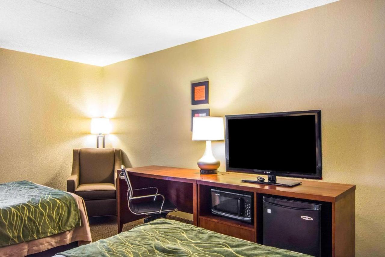 Mulberry Inn Newport News Ngoại thất bức ảnh